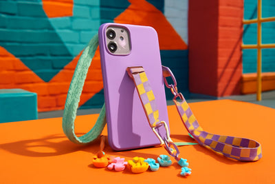 Mastering Your Mobile: Elevate Style and Security with Phone Grips